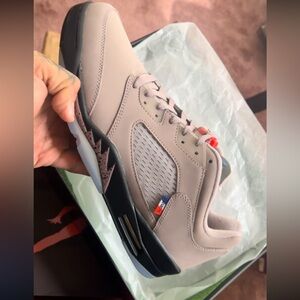 Shoe collector . I don’t need these anymore.